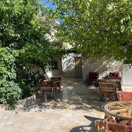 Cappadocia St.Nino'S Garden Bed & Breakfast Ortahisar Bagian luar foto