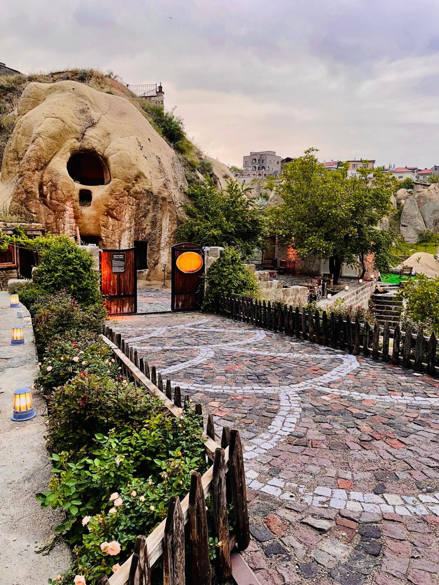 Cappadocia St.Nino'S Garden Bed & Breakfast Ortahisar Bagian luar foto